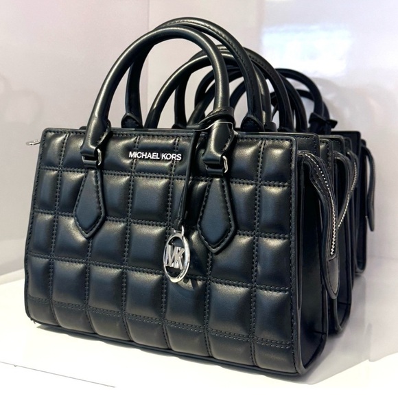 Michael Kors Small Quilted Sheila CZ Satchel Bag Vegan Material Black/Silver - Picture 1 of 6